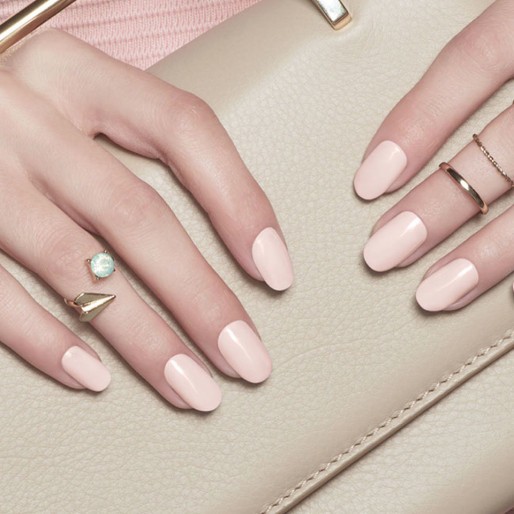 the-best-nail-polish-color-for-summer