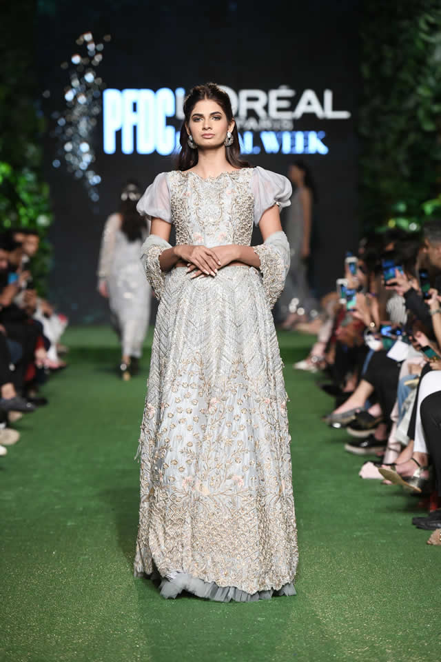 zubia-zainab-bridal-collection-2019-bridal-week-2019