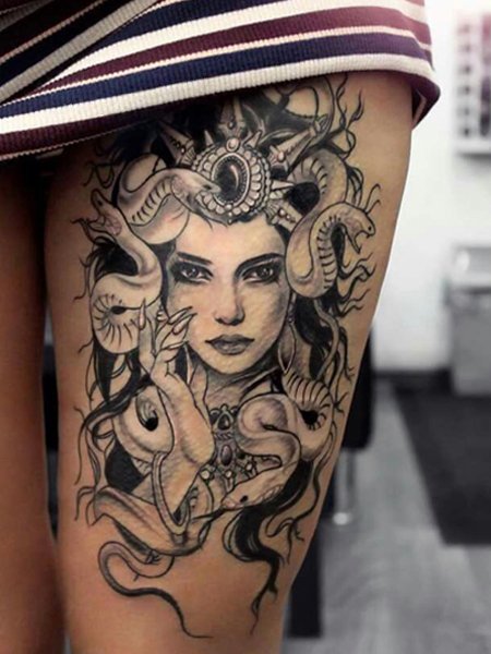Sexy-Medusa-Tattoo-design